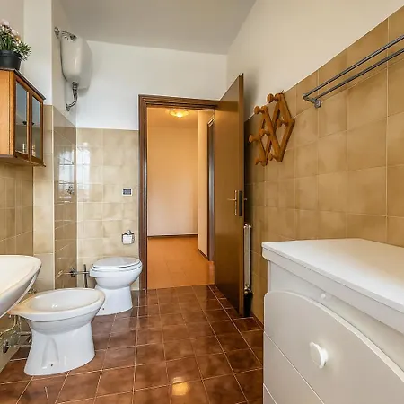 -10 Minutes From The Station- - 5 Beds- * Рим